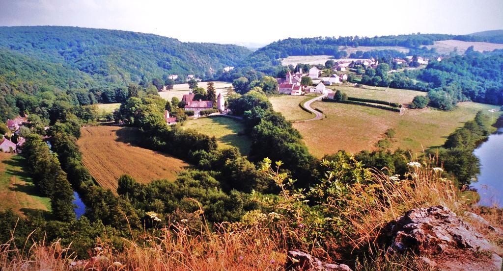 Hotel La Maison De Cure Domecy-sur-Cure Exteriér fotografie
